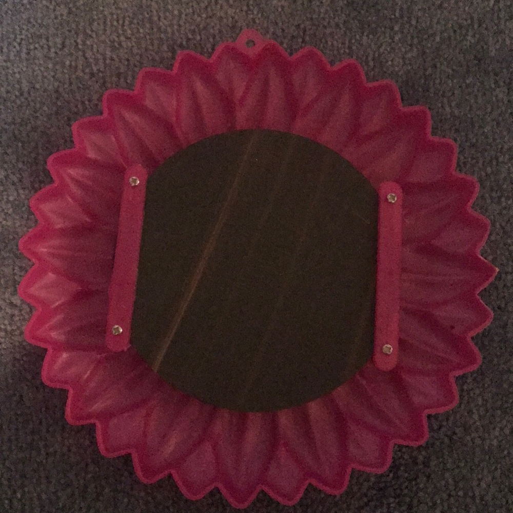 Pink Mirror - Picture 2 of 5